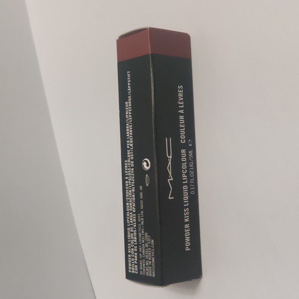 MAC Cosmetics Powder Kiss Liquid Lipcolour